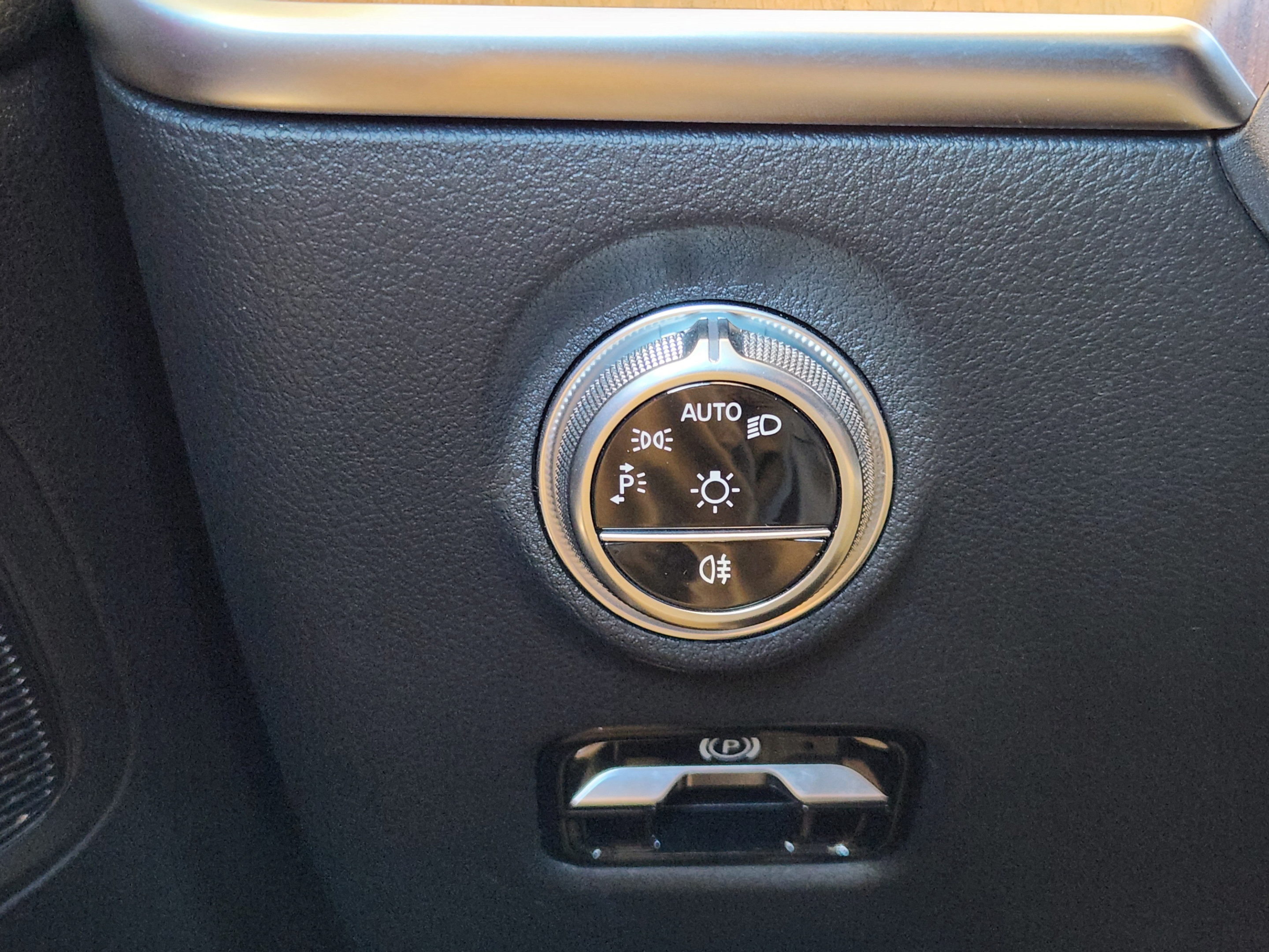 Certified 2022 Mercedes-Benz C 300 Sedan image 32