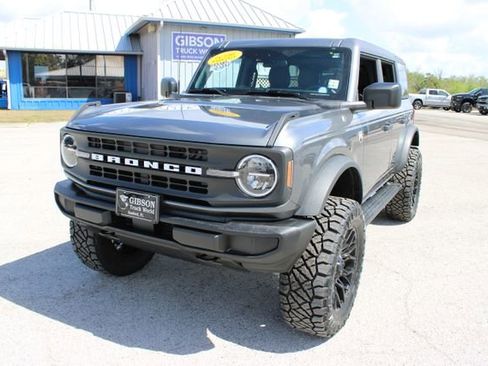 Used 2025 Ford Bronco Big Bend image 3