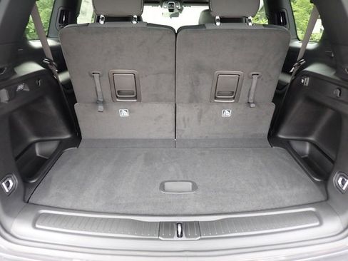 New 2025 Jeep Grand Cherokee L Laredo image 6