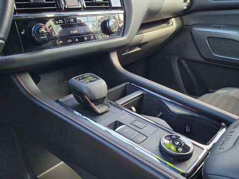 Certified 2024 Nissan Pathfinder Rock Creek AWD/4WD image 25