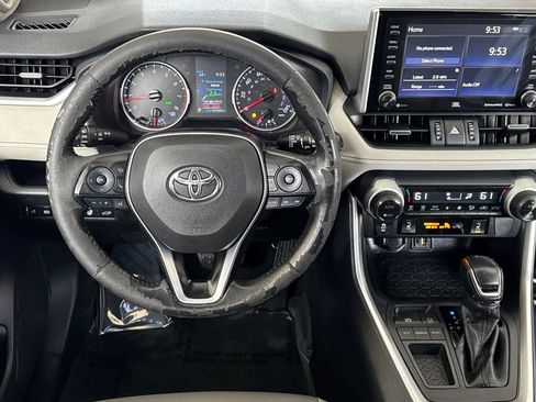 Used 2019 Toyota RAV4 XLE Premium w/ Cold Weather Package FWD image 15