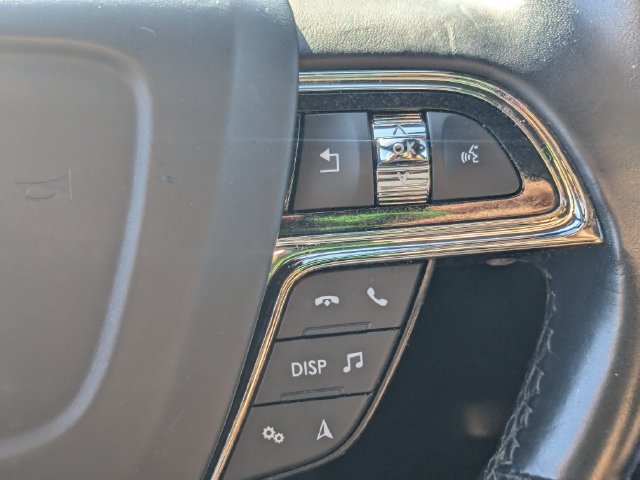 Used 2022 Lincoln Nautilus Reserve FWD image 27