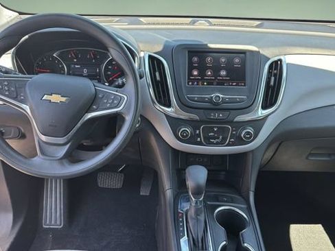 Used 2023 Chevrolet Equinox LT w/ LPO, Floor Liner Package FWD image 17
