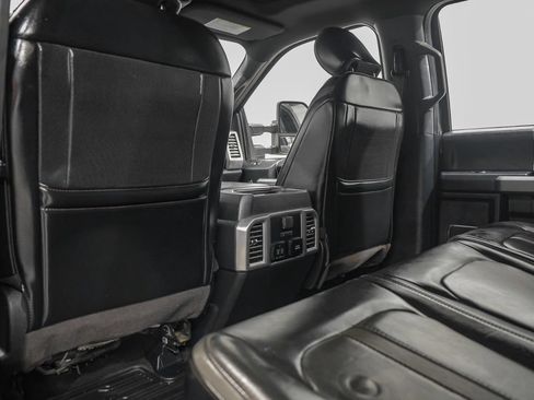 Used 2019 Ford F450 Platinum w/ Platinum Ultimate Package AWD/4WD image 40
