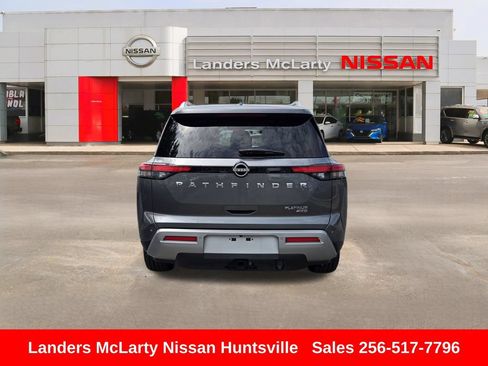 Used 2023 Nissan Pathfinder Platinum w/ Cargo Package AWD/4WD image 6