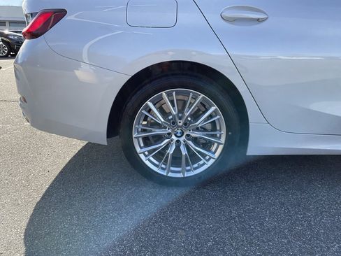 Used 2023 BMW 330i xDrive Sedan w/ Premium Package image 23