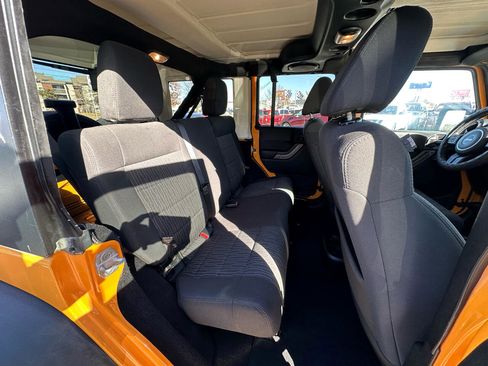 Used 2012 Jeep Wrangler Unlimited Sport image 13