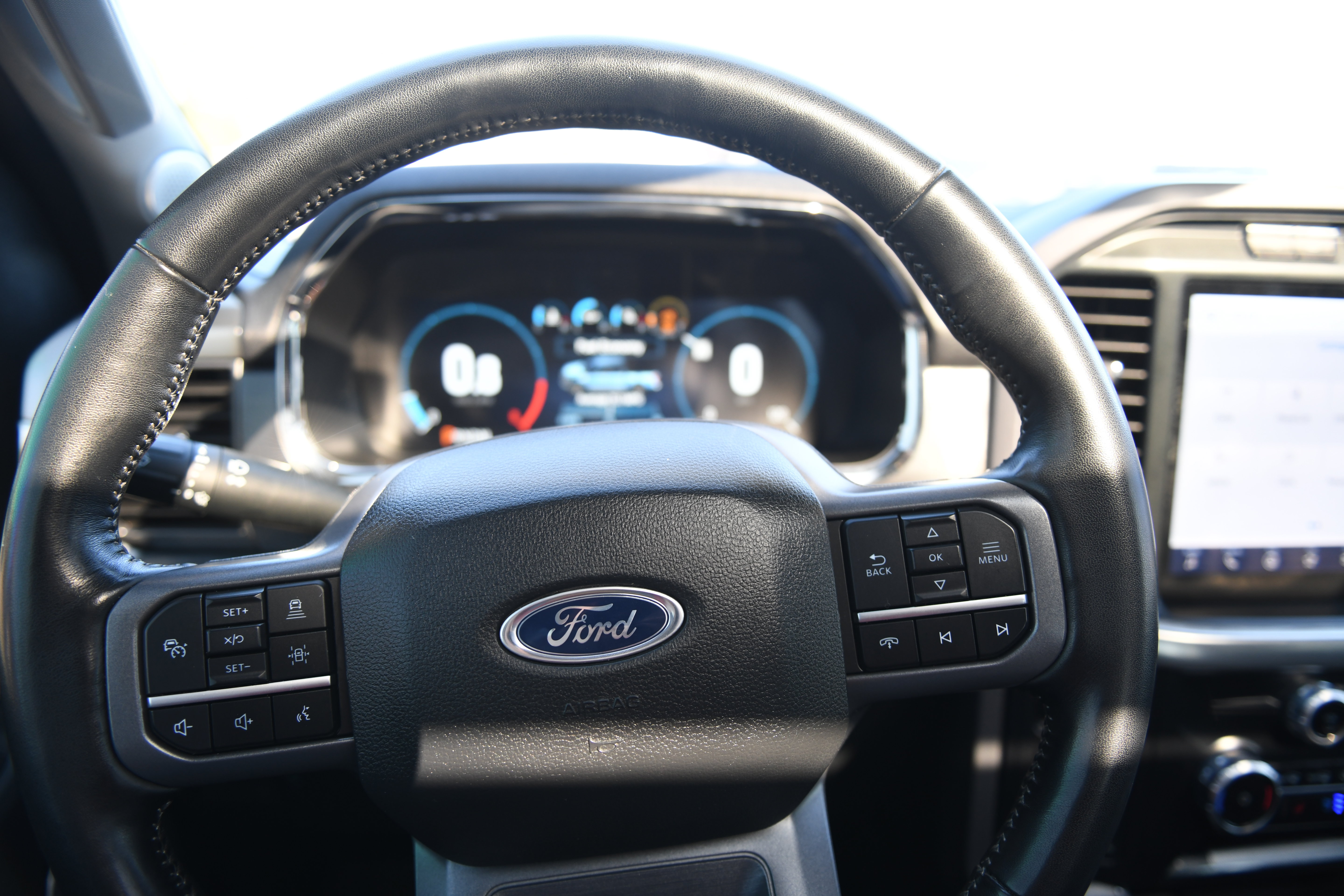 Used 2023 Ford F150 Lariat w/ Equipment Group 502A High AWD/4WD image 24