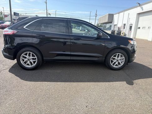 Used 2024 Ford Edge SEL w/ Convenience Package AWD/4WD image 6
