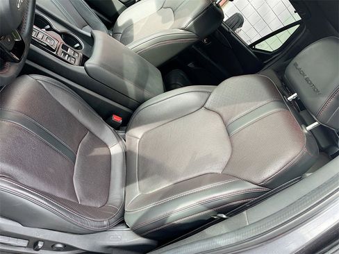 Used 2025 Honda Pilot Black Edition image 20