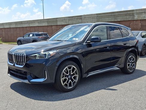Used 2026 BMW X1 xDrive28i w/ Technology Package AWD/4WD image 3