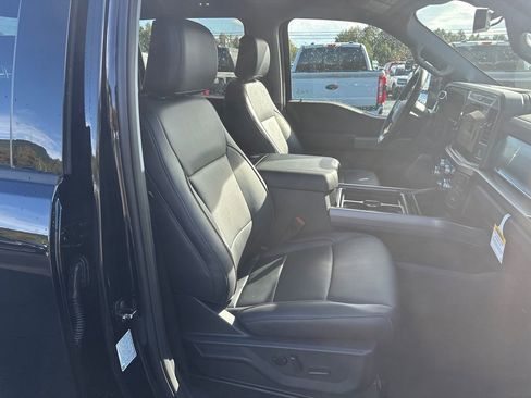 New 2026 Ford F250 Lariat w/ Black Appearance Package image 13