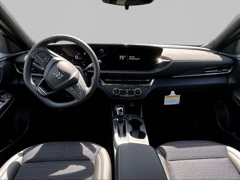 New 2026 Buick Envista Sport Touring FWD image 10