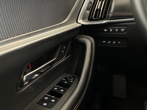 Certified 2025 MAZDA CX-70 3.3 Turbo S w/ Premium Package image 18