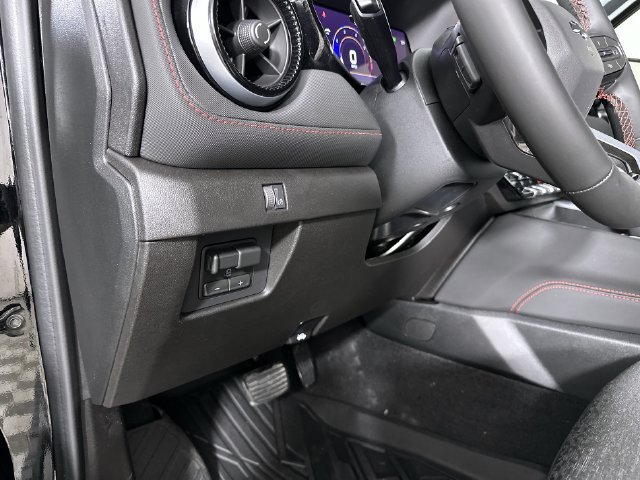 New 2026 Chevrolet Colorado Z71 w/ Technology Package AWD/4WD image 19