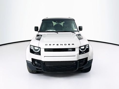 Used 2026 Land Rover Defender 110 S AWD/4WD image 2