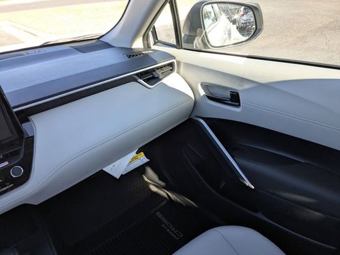 New 2026 Toyota Corolla Cross L image 14