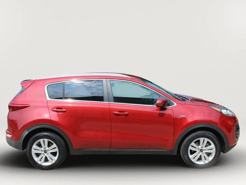 Used 2017 Kia Sportage LX w/ LX Popular Package AWD/4WD image 10
