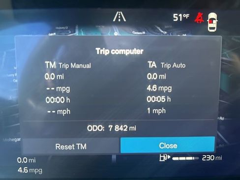 Certified 2025 Volvo XC40 B5 Core image 20