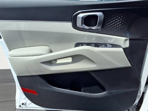 New 2026 Kia Sorento S FWD image 12