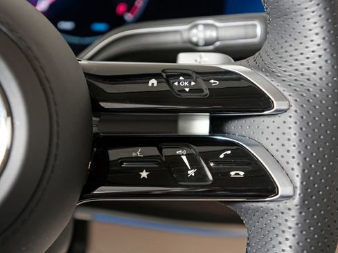 Certified 2026 Mercedes-Benz GLS 450 4MATIC image 22