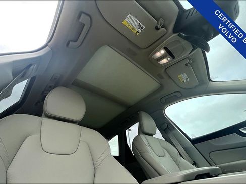 Used 2025 Volvo XC60 T8 Plus w/ Protection Package Premier image 22