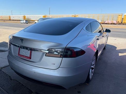 Used 2017 Tesla Model S 75 image 12