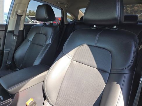 Used 2024 Honda Civic Touring image 12