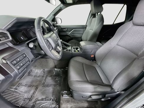 Certified 2025 Toyota 4Runner SR5 AWD/4WD image 21