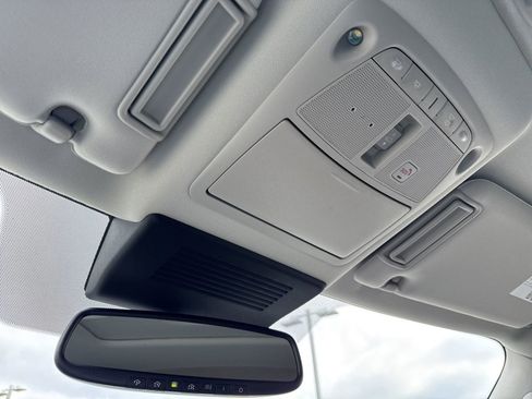 Used 2024 Nissan Armada SL w/ Captain's Chairs Package image 27