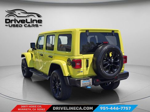 Used 2023 Jeep Wrangler Unlimited Sahara w/ Cold Weather Group AWD/4WD image 6