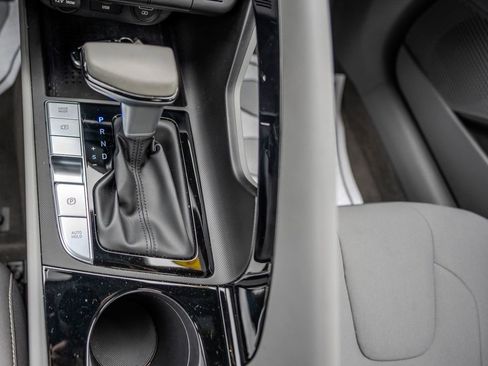 Certified 2023 Hyundai Elantra SEL w/ Convenience Package image 15