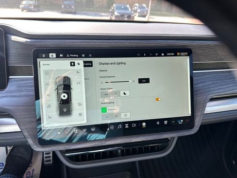 Used 2024 Rivian R1T Adventure image 20