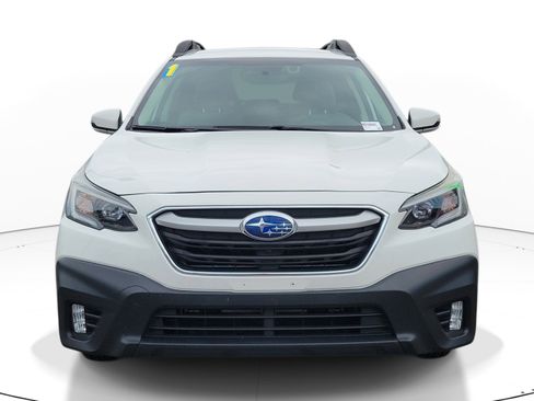 Certified 2021 Subaru Outback Limited AWD/4WD image 2