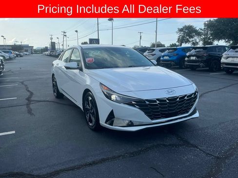 Used 2023 Hyundai Elantra Limited FWD image 6