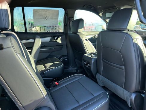 New 2026 Buick Enclave Preferred w/ LPO, Floor Liner Package image 16