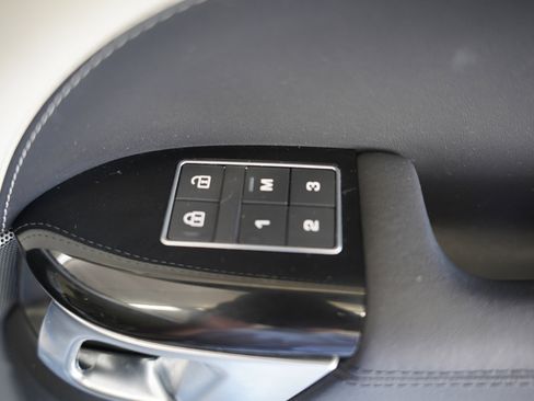 Used 2022 Land Rover Range Rover Sport HSE Dynamic image 41