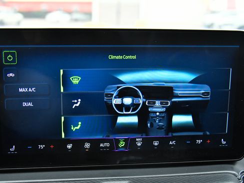 Used 2024 Ford Mustang Premium image 25