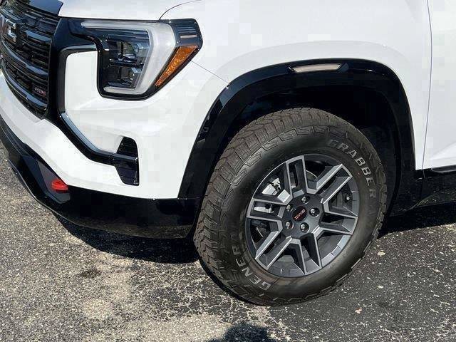 New 2027 GMC Terrain AT4 w/ Convenience Package III AWD/4WD image 9