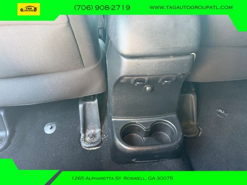 Used 2016 Jeep Wrangler Unlimited Sport w/ Max Tow Package AWD/4WD image 11