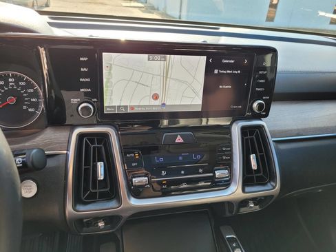 Used 2023 Kia Sorento X-Line EX AWD/4WD image 24