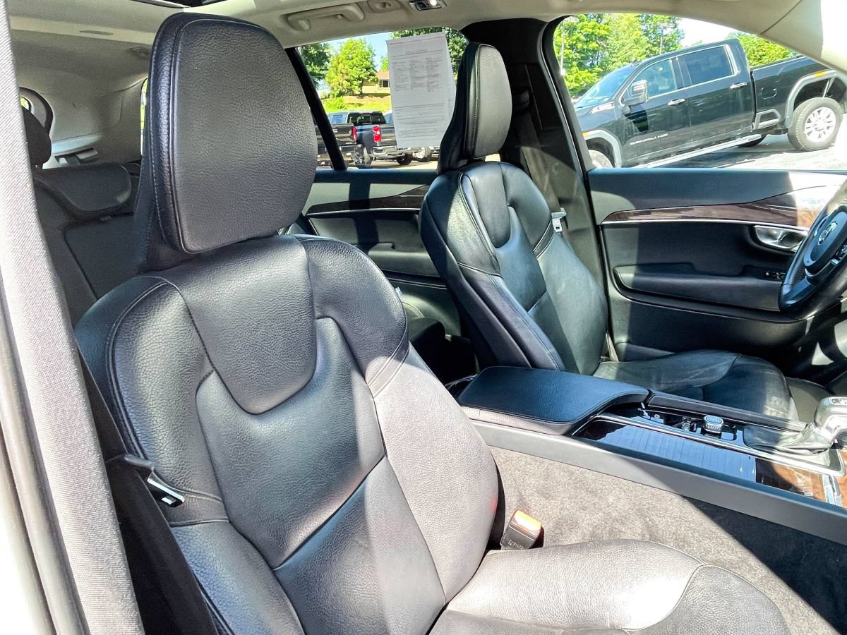Used 2019 Volvo XC90 T6 Momentum w/ Advanced Package AWD/4WD image 10