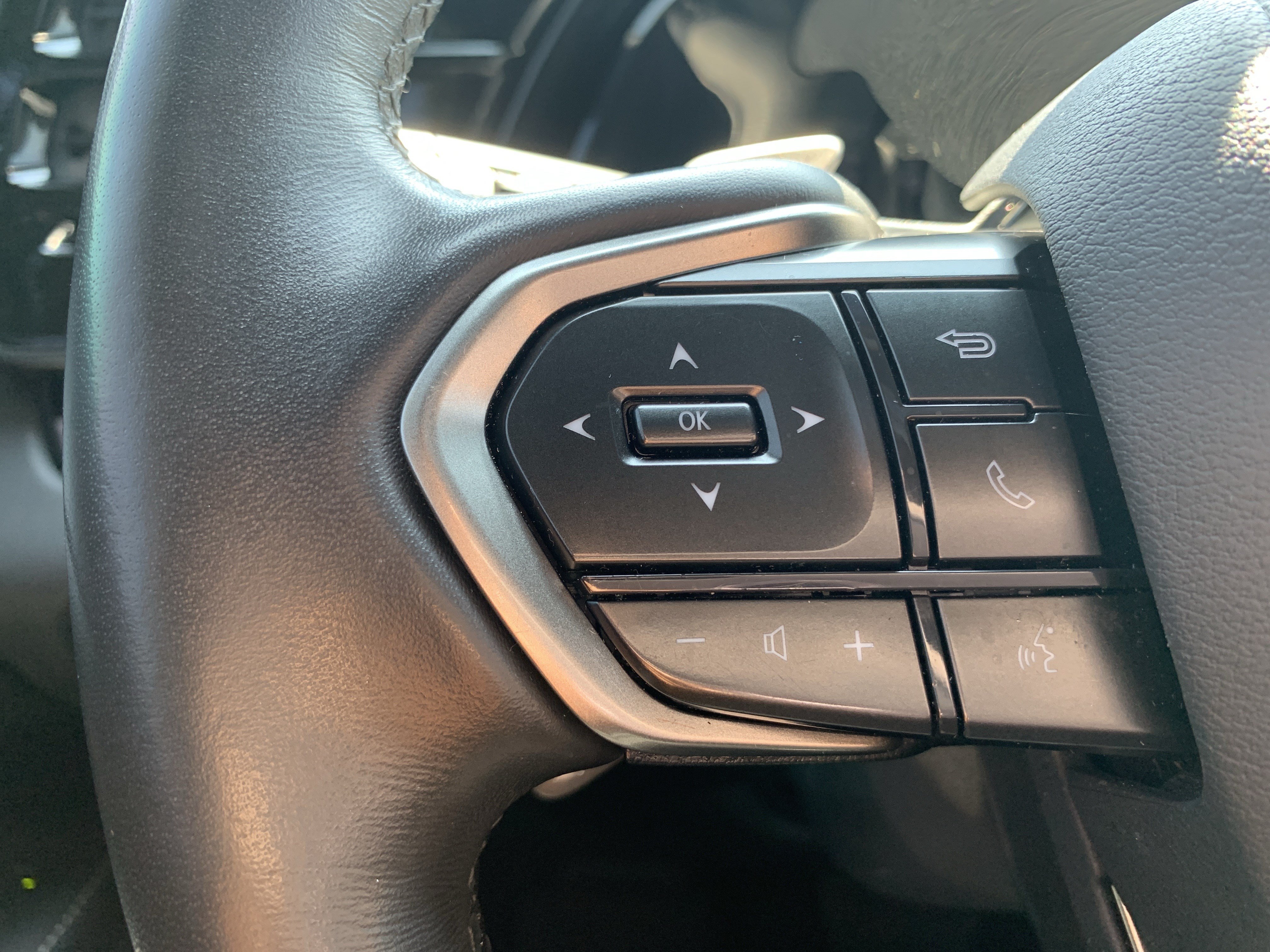 Certified 2023 Lexus RX 350 FWD w/ Accessory Package (Z1) image 19