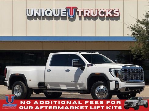 Used 2024 GMC Sierra 3500 Denali w/ Denali Reserve Package AWD/4WD image 1