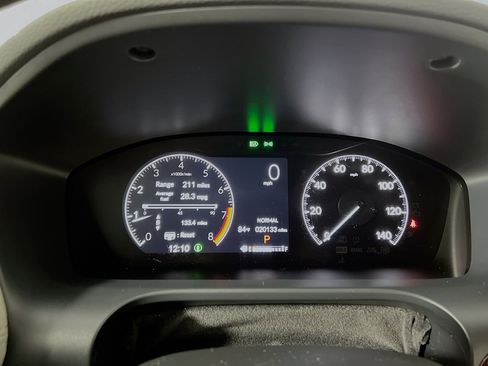 Used 2024 Honda HR-V LX image 21