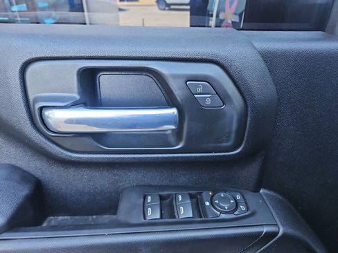 Used 2025 GMC Sierra 2500 Pro image 14