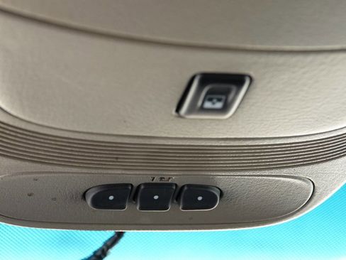 Used 2004 GMC Envoy SLT image 78