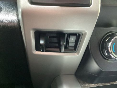 Used 2019 Ford F250 Lariat w/ Lariat Ultimate Package AWD/4WD image 58