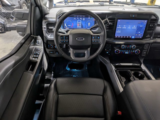 Used 2025 Ford F250 Lariat w/ Black Appearance Package AWD/4WD image 16