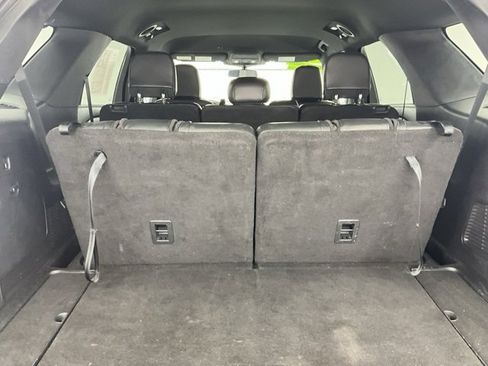 Used 2020 Ford Explorer XLT w/ Equipment Group 202A image 22